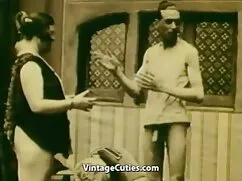 محل تنگ از یک مرد هم ...